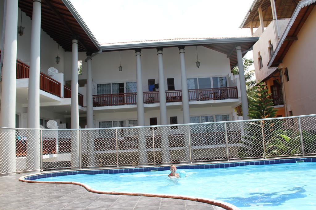 Hotel Neptune Bay Unawatuna Beach Room photo