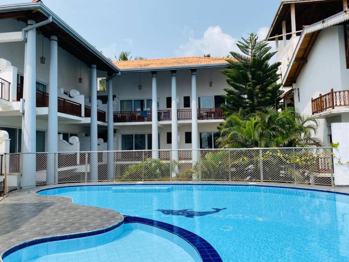 Hotel Neptune Bay Unawatuna Beach Exterior photo