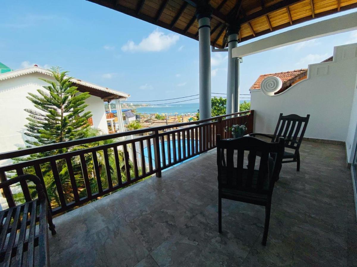 Hotel Neptune Bay Unawatuna Beach Exterior photo